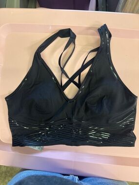 Victoria’s Secet VSX NWOT Black Strappy Sports Bralette - Women Intimates Medium